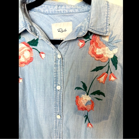 RAILS Chandler Vintage Wash Floral Embroidered Shirt Top Blouse Button Up Down - Picture 8 of 14
